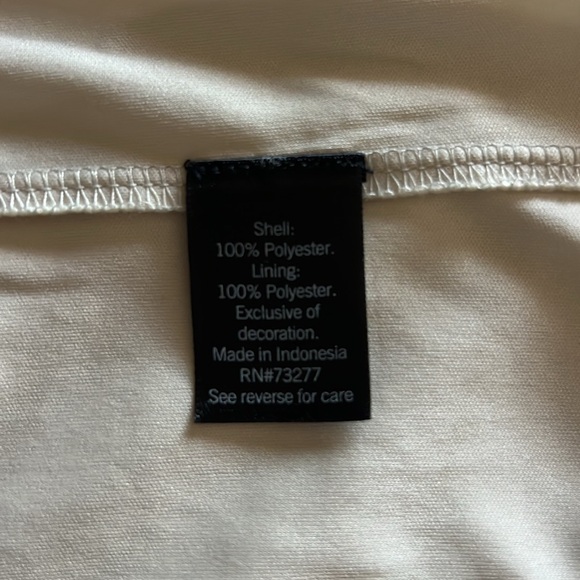 Simply Vera Floral Pink and White Dress - Picture 8 of 9